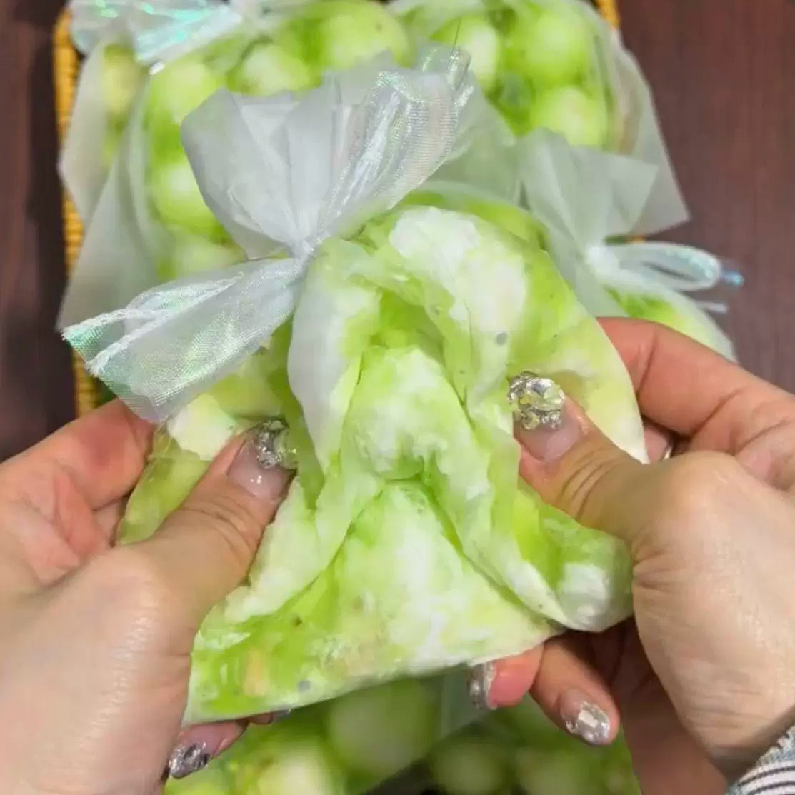 Crispy Green Grape Squishy Grid Bag 9-Piece Set lifestyle